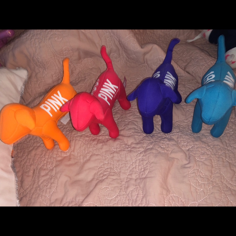 VS Pink Dogs